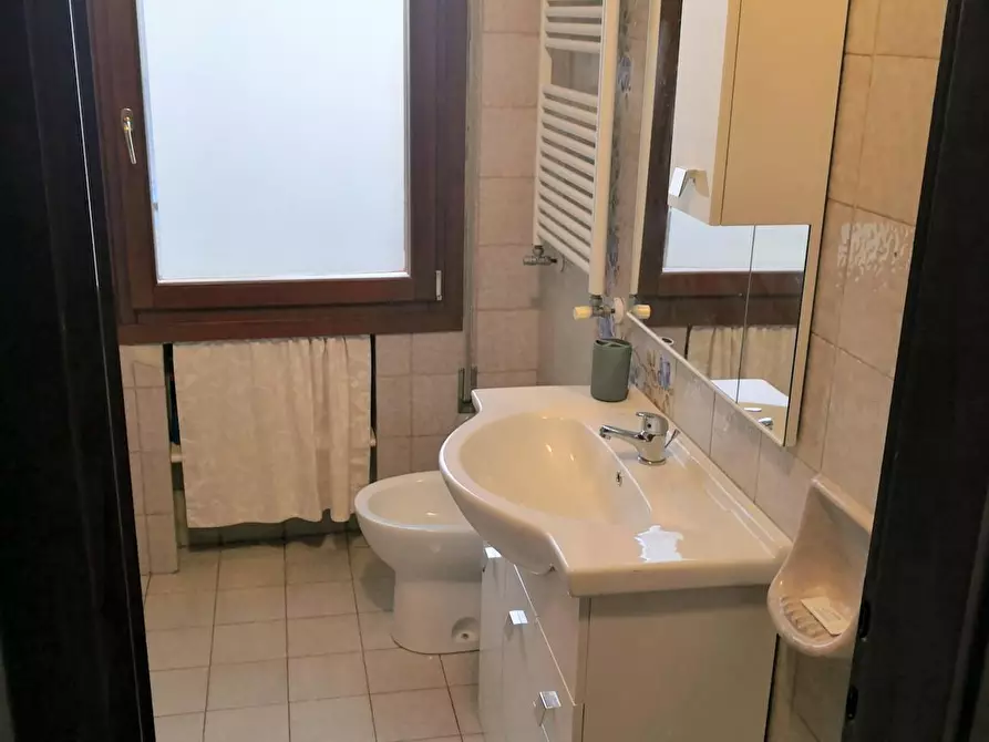 Immagine 9 di Camera in affitto  in Via Vecchia a Padova