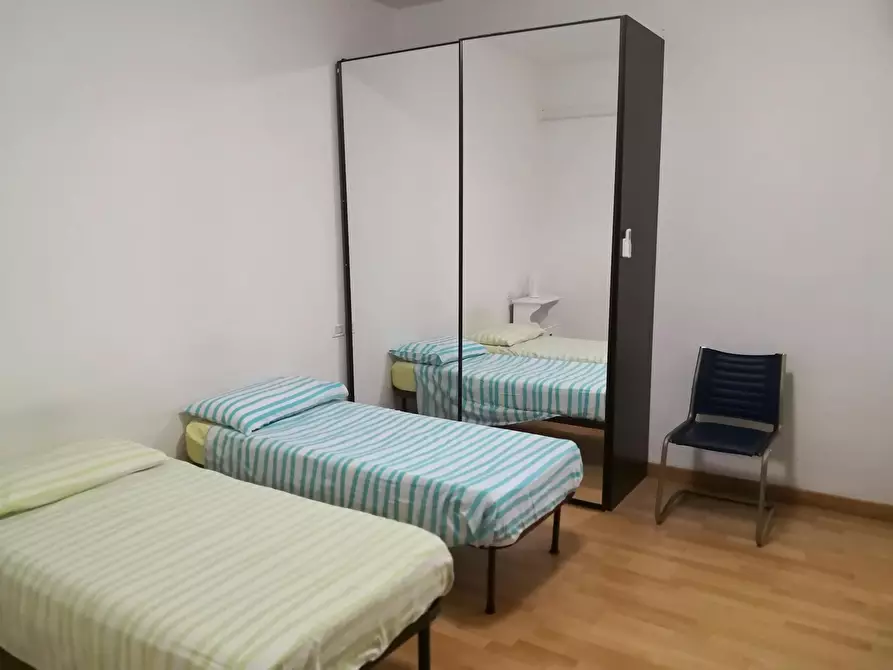 Immagine 2 di Camera in affitto  in Via Vecchia a Padova