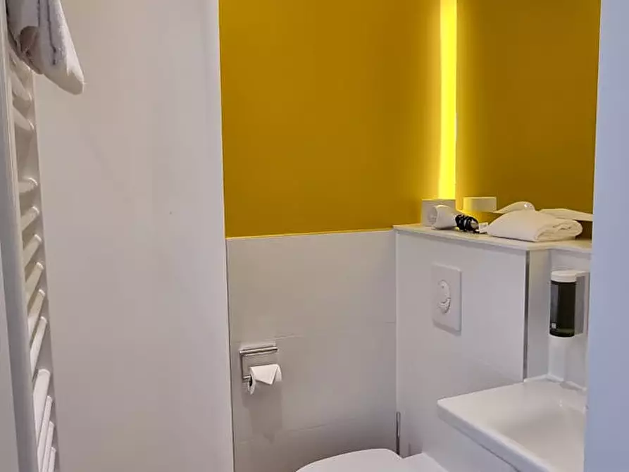 Immagine 4 di Appartamento in affitto  in Lilienthalstraße a Hallbergmoos