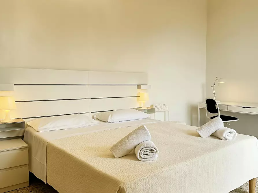 Immagine 9 di Camera in affitto  in Via Stalloreggi a Siena