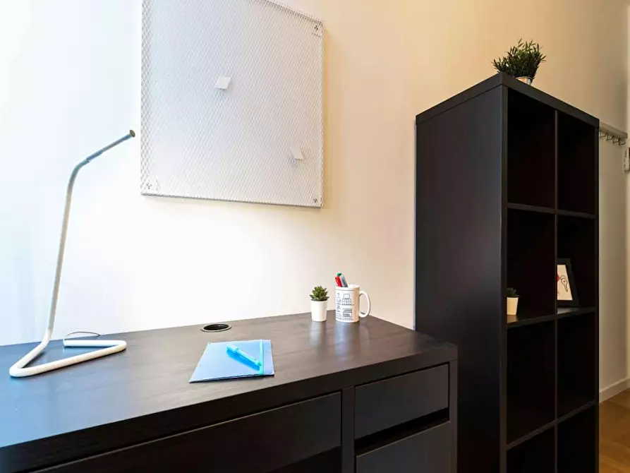 Immagine 5 di Camera in affitto  in Via dei Fontanili a Milano