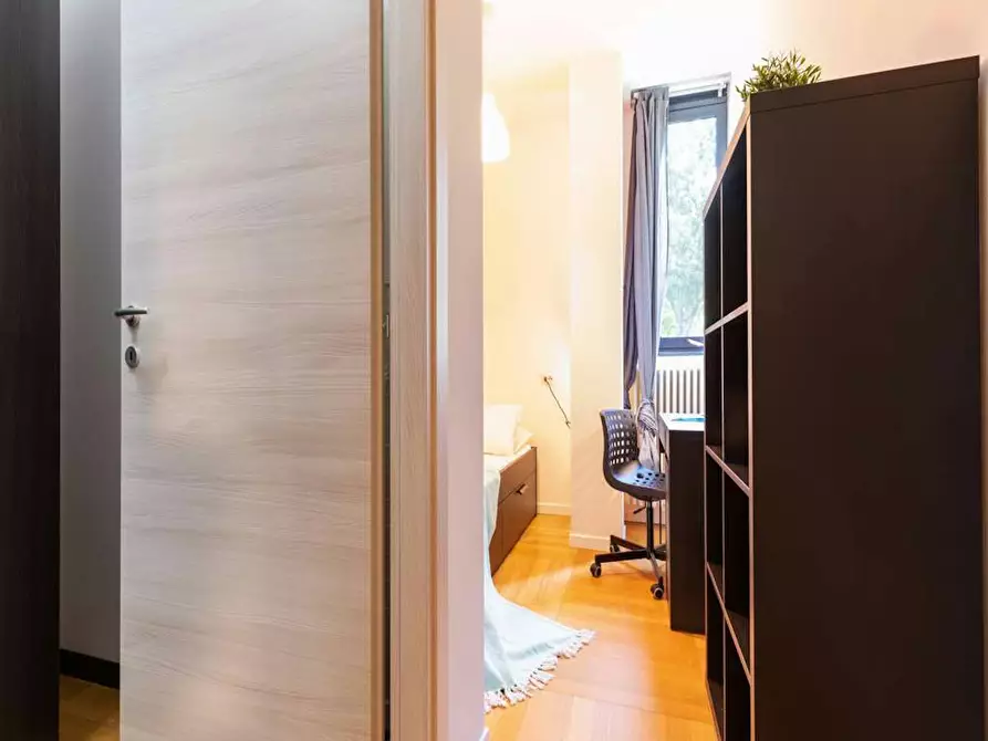 Immagine 4 di Camera in affitto  in Via dei Fontanili a Milano