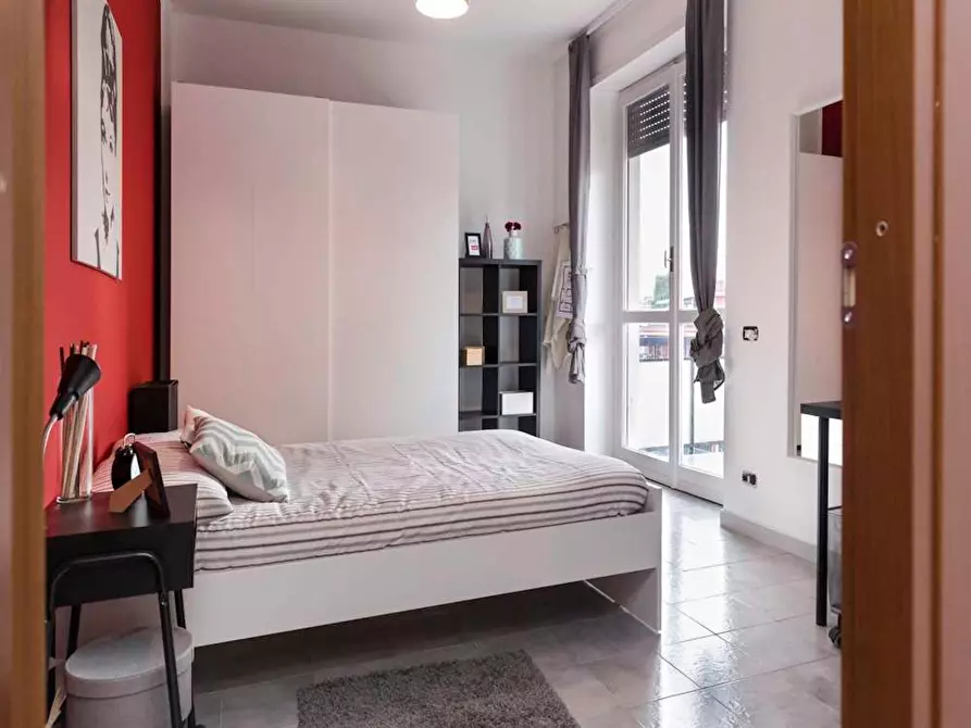 Immagine 2 di Camera in affitto  in Via dei Mandorli a Corsico