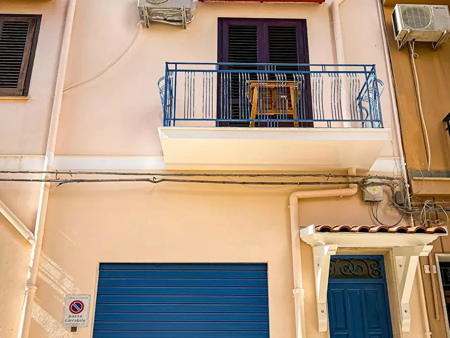 Immagine 3 di Camera in affitto  in Via Giuseppe Mazzini a Terrasini