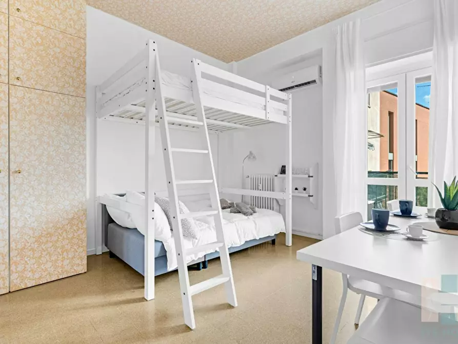 Immagine 1 di Appartamento in affitto  in Via Rutilia a Milano