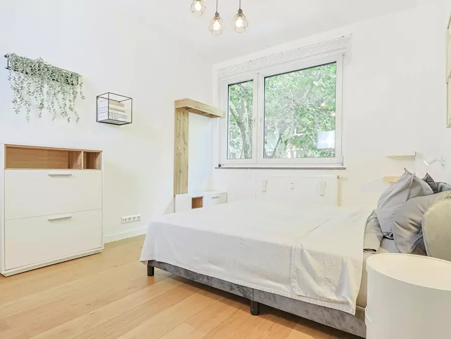 Immagine 8 di Appartamento in affitto  in Herderstraße a Düsseldorf