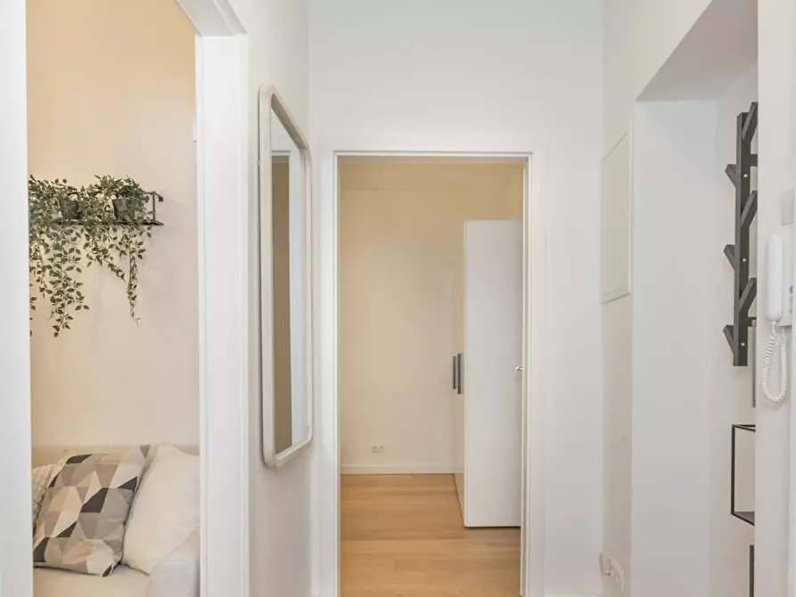 Immagine 6 di Appartamento in affitto  in Herderstraße a Düsseldorf