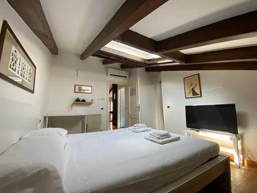 Immagine 9 di Appartamento in affitto  in Via San Vitale a Bologna