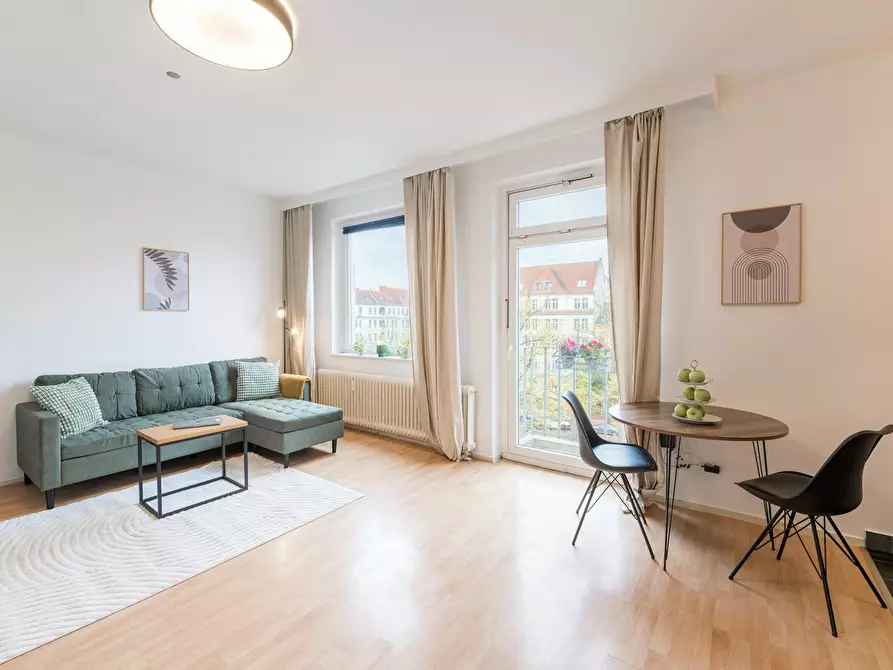 Immagine 1 di Appartamento in affitto  in Schloßstraße a Berlin