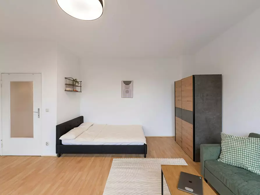 Immagine 3 di Appartamento in affitto  in Schloßstraße a Berlin
