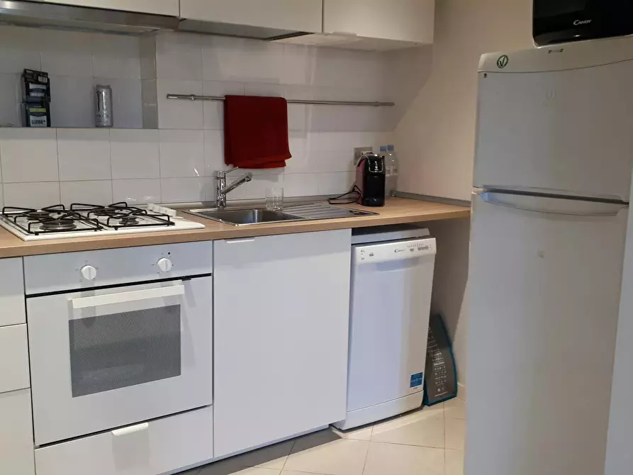 Immagine 9 di Casa indipendente in affitto  in Via Andrea Costa a Bologna