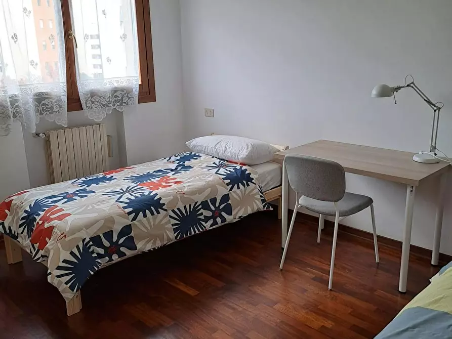 Immagine 1 di Camera condivisa in affitto  in Via G. Dupré a Padova