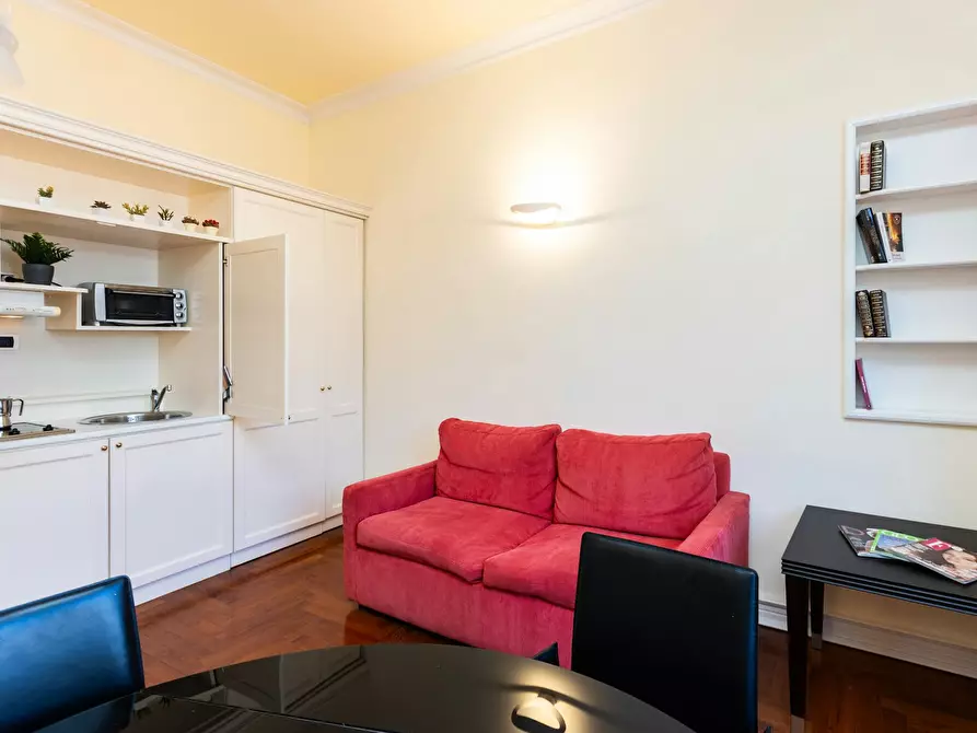 Immagine 7 di Appartamento in affitto  in Via Baccina a Roma