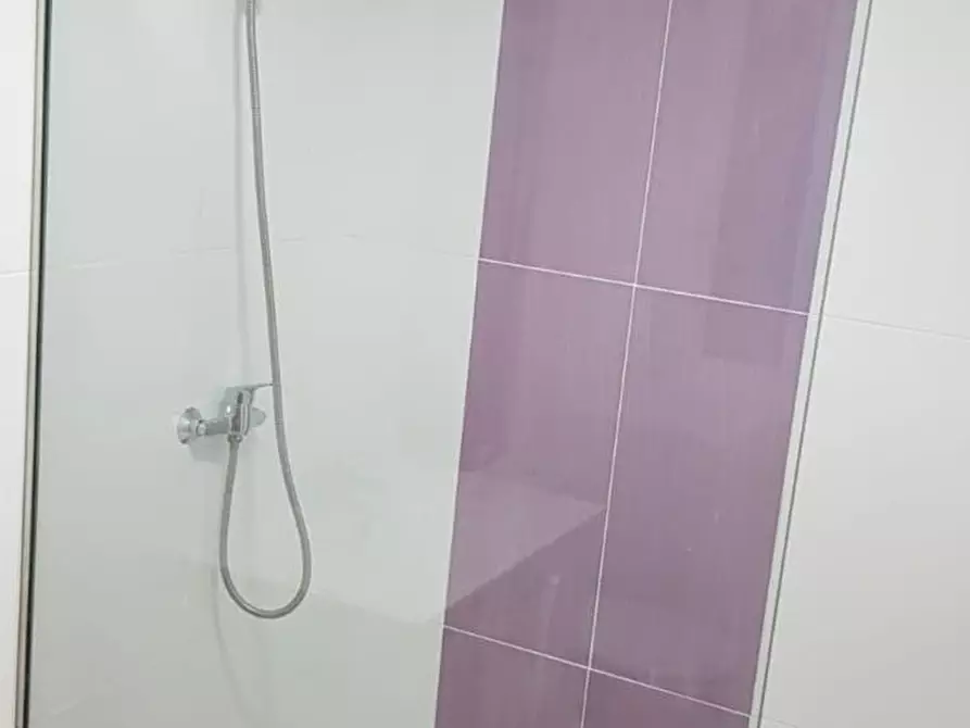 Immagine 10 di Camera in affitto  in Carrer València a Alicante/Alacant