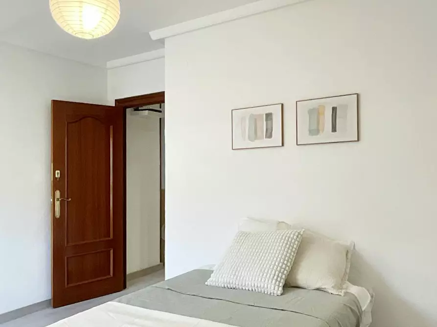 Immagine 4 di Camera in affitto  in Calle de Italia a Zaragoza