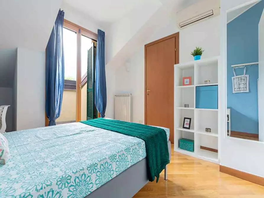 Immagine 4 di Appartamento in affitto  in Via dei Fontanili a Milano