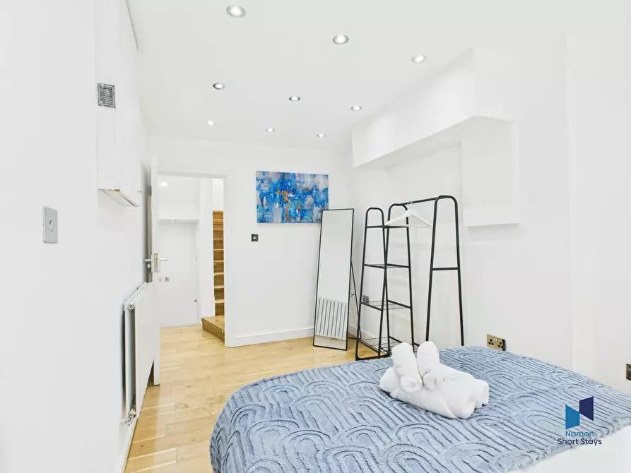 Immagine 5 di Casa indipendente in affitto  in Beaumont Road a Hounslow