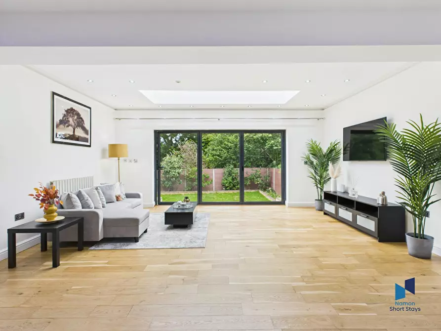 Immagine 2 di Casa indipendente in affitto  in Beaumont Road a Hounslow