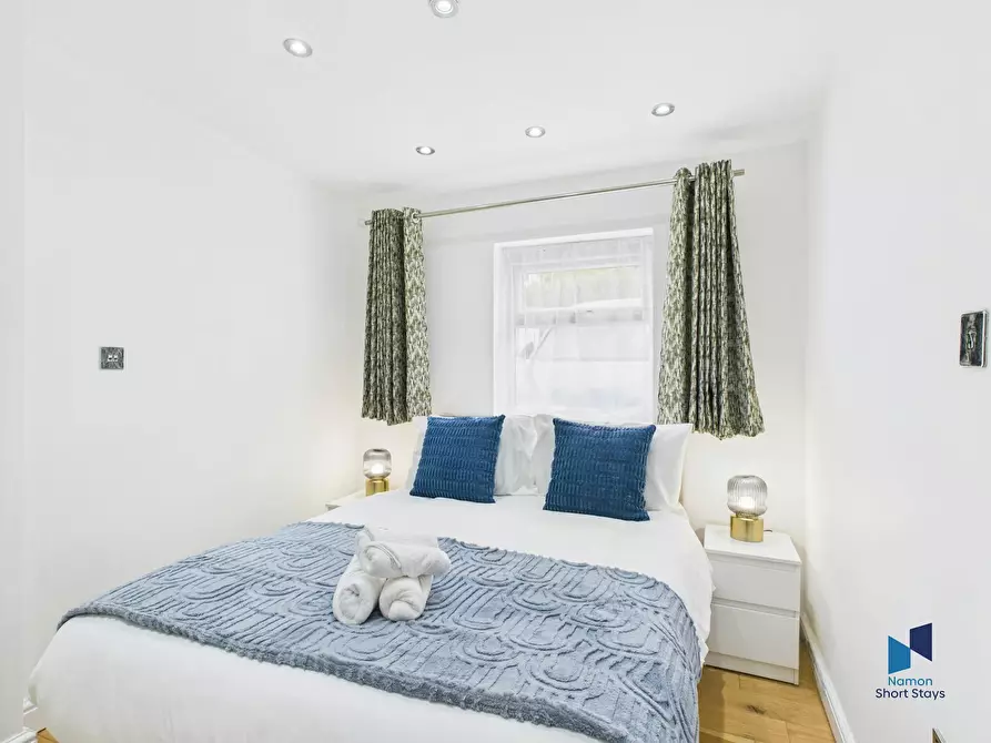 Immagine 4 di Casa indipendente in affitto  in Beaumont Road a Hounslow