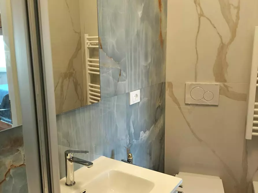 Immagine 8 di Camera in affitto  in Via Casilina a Roma