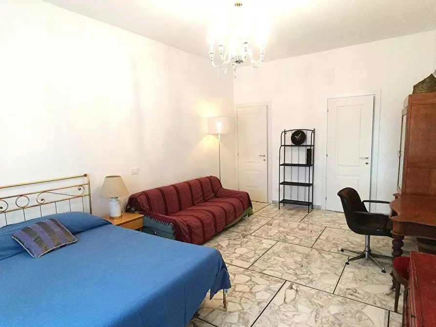 Immagine 1 di Camera in affitto  in Via Casilina a Roma