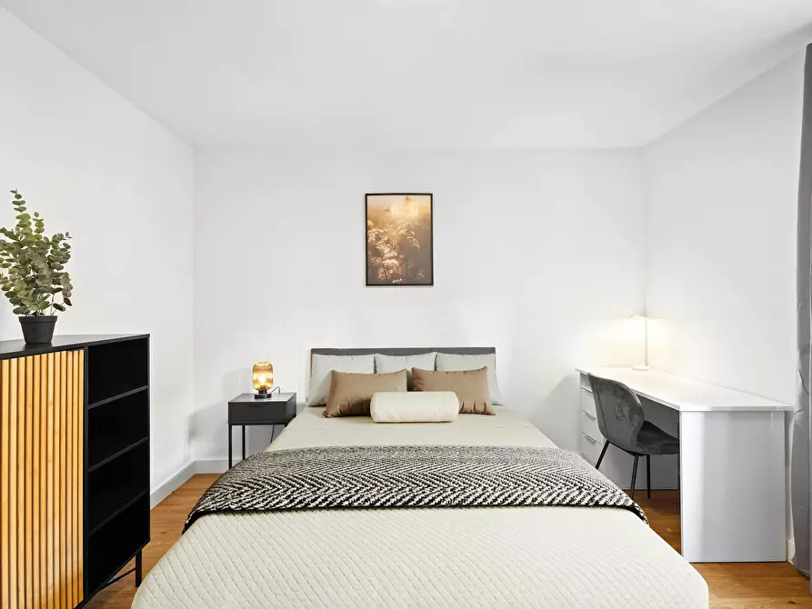 Immagine 3 di Camera in affitto  in Almbachstraße a München