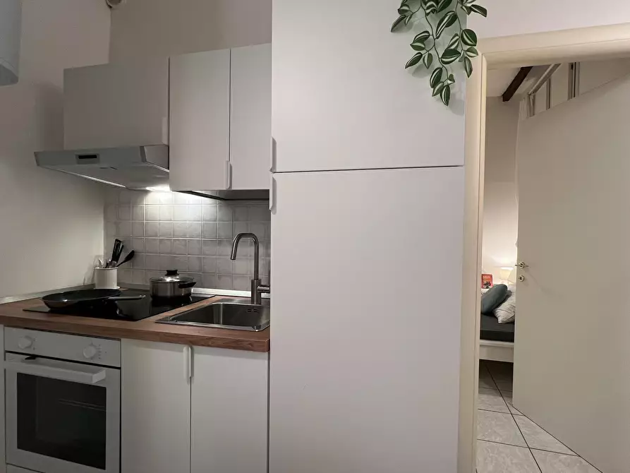 Immagine 8 di Appartamento in affitto  in Via Sant'Isaia a Bologna