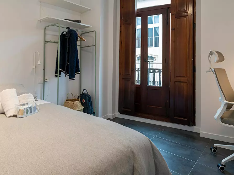 Immagine 4 di Camera in affitto  in Carrer de la Pau a Valencia