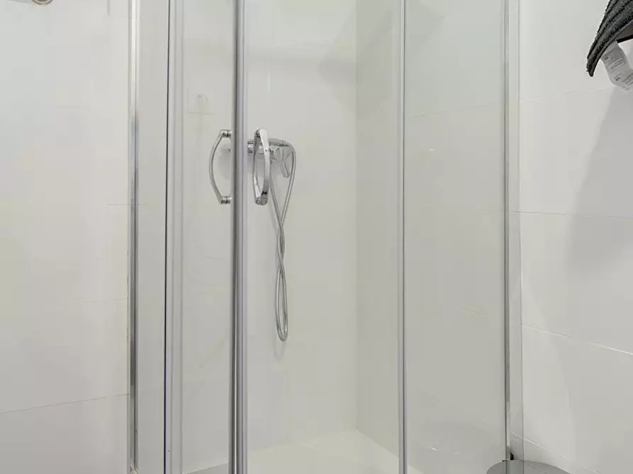 Immagine 10 di Camera in affitto  in Carrer de la Pau a Valencia