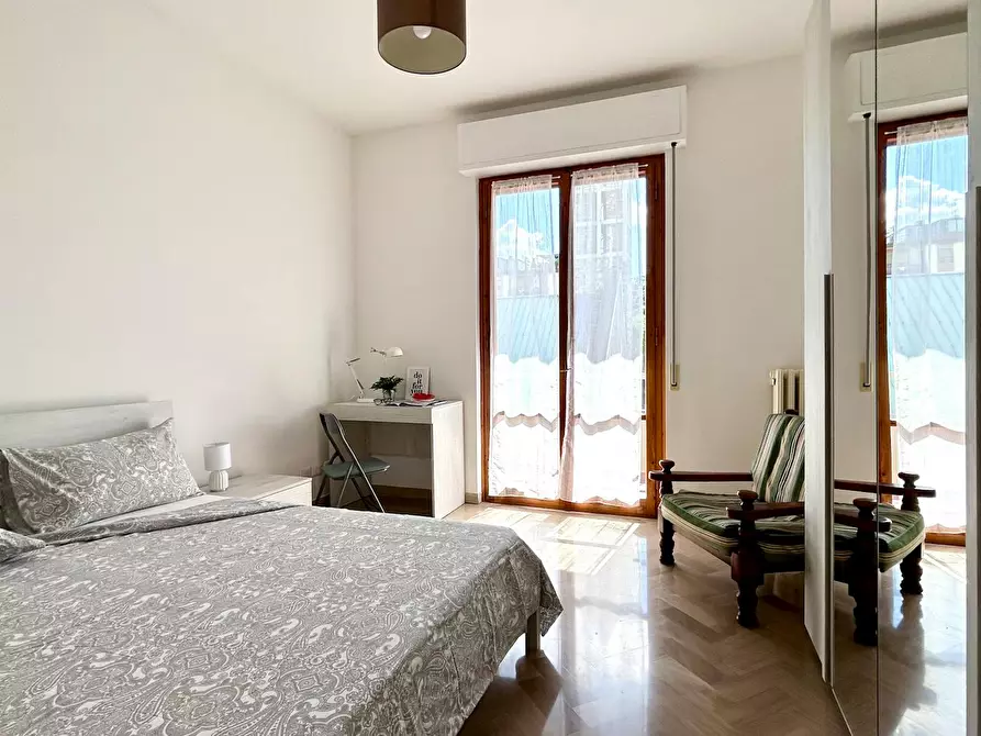 Immagine 1 di Camera in affitto  in Via Alfredo Cappellini a Firenze