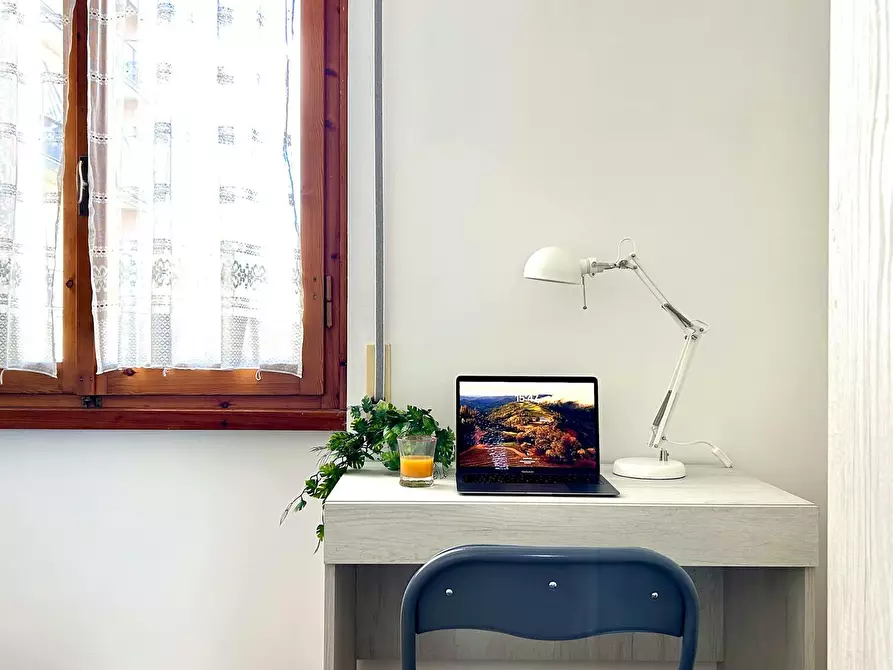 Immagine 3 di Camera in affitto  in Via Alfredo Cappellini a Firenze