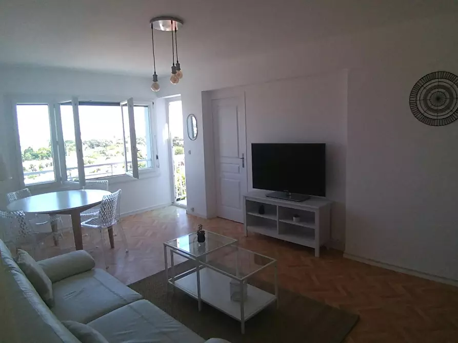 Immagine 4 di Camera in affitto  in Rue Winston Churchill a Mérignac