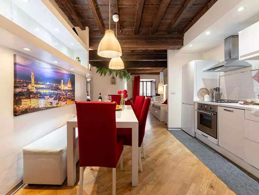 Immagine 2 di Appartamento in affitto  in Via dei Rustici a Firenze