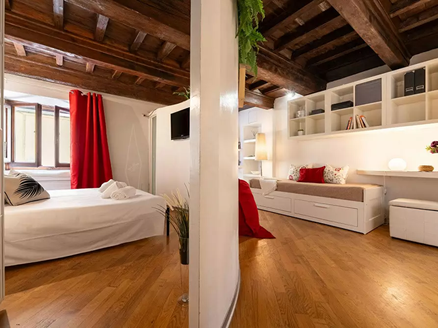 Immagine 6 di Appartamento in affitto  in Via dei Rustici a Firenze