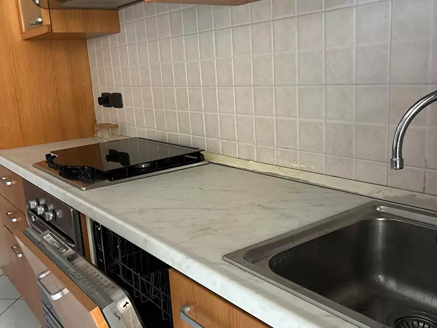 Immagine 2 di Appartamento in affitto  in Via Eugenio Curiel a Rozzano