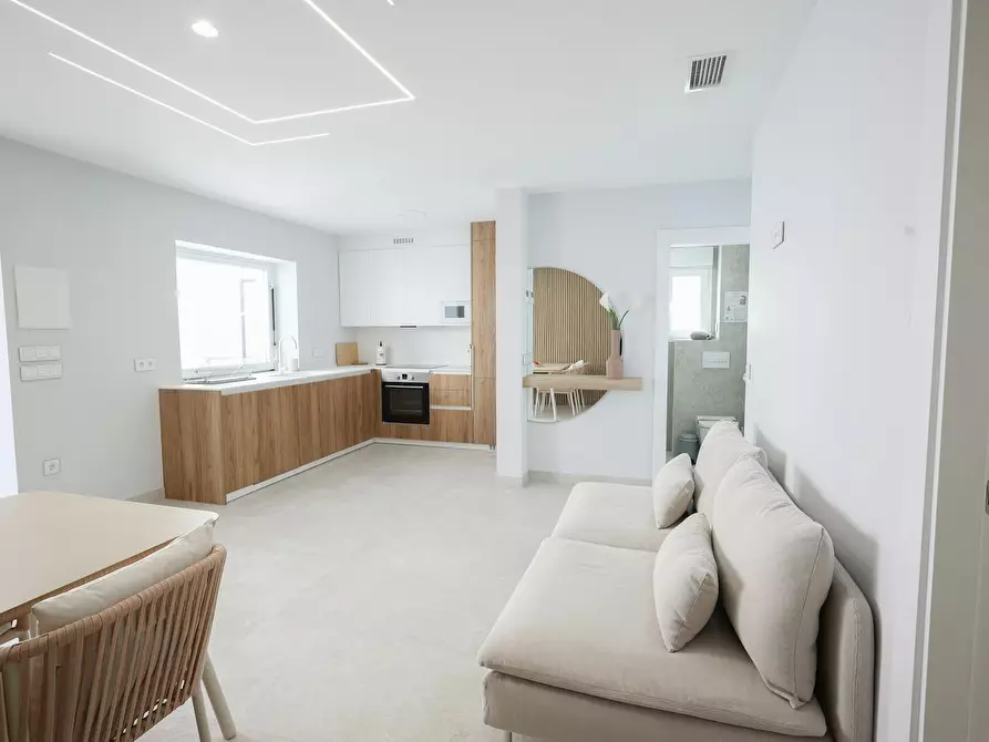 Immagine 1 di Casa indipendente in affitto  in Avinguda Oliva Nova a Oliva