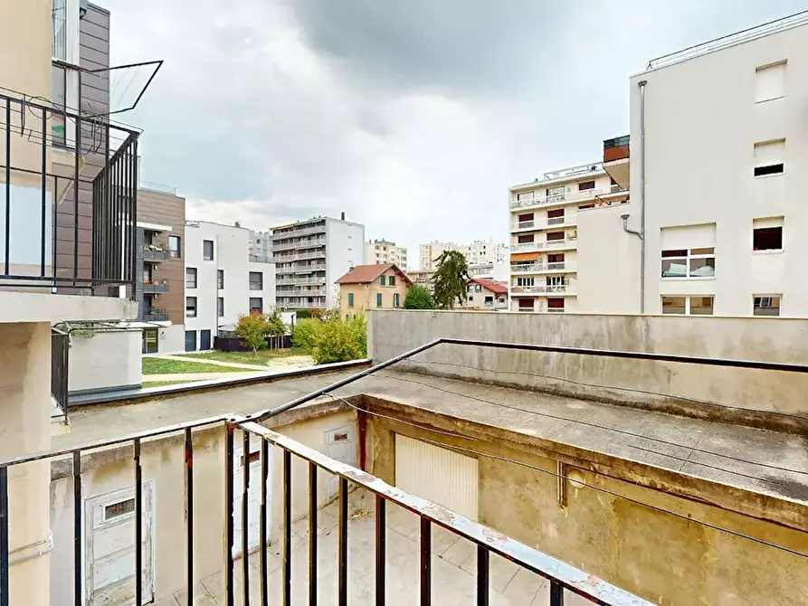 Immagine 6 di Camera in affitto  in Rue Joseph Bouchayer a Grenoble