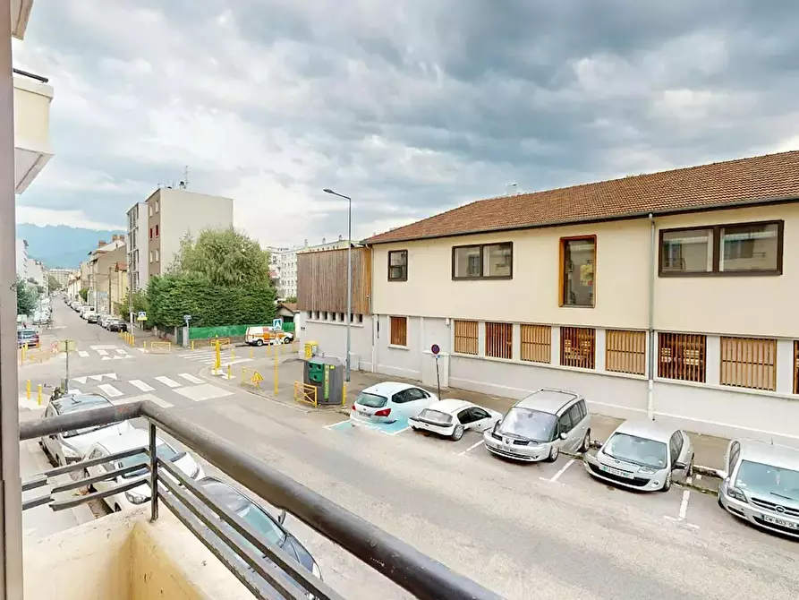 Immagine 5 di Camera in affitto  in Rue Joseph Bouchayer a Grenoble