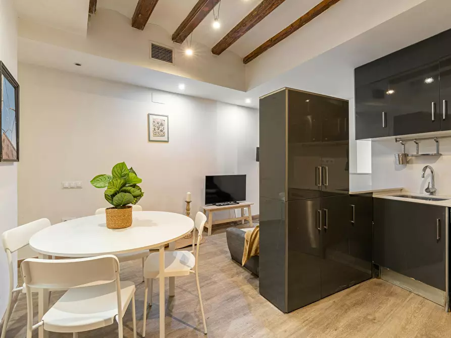 Immagine 9 di Camera in affitto  in Carrer de l'Hospital a Barcelona