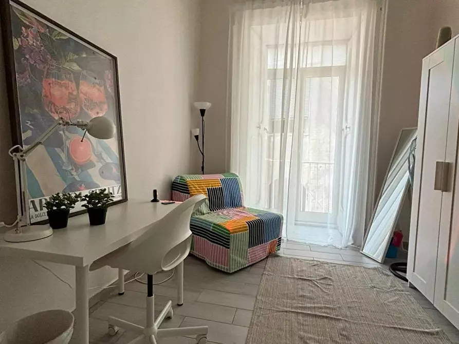 Immagine 1 di Camera in affitto  in Via dei Tribunali a Napoli