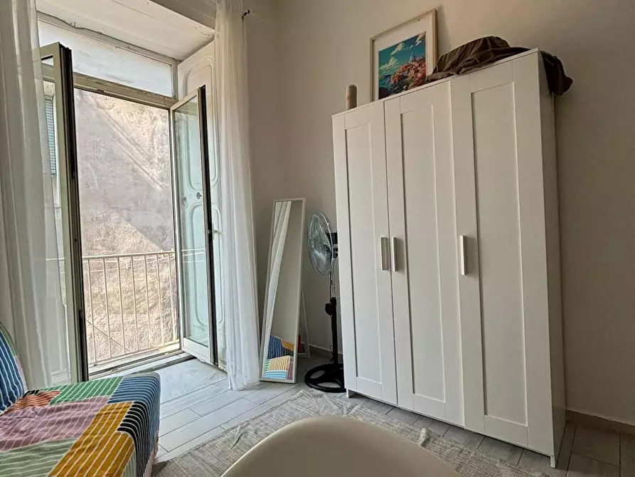 Immagine 4 di Camera in affitto  in Via dei Tribunali a Napoli