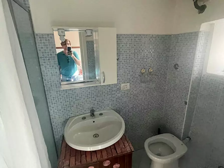 Immagine 8 di Camera in affitto  in Via dei Tribunali a Napoli