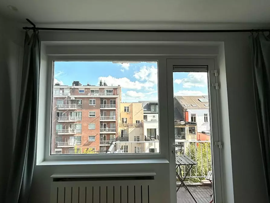 Immagine 8 di Appartamento in affitto  in Amerikalei a Antwerpen
