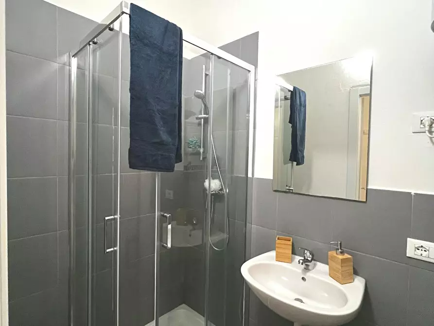 Immagine 8 di Camera in affitto  in Via Marsala a Trento