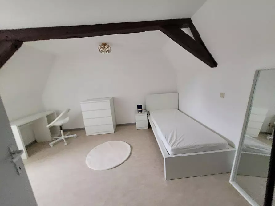 Immagine 6 di Casa indipendente in affitto  in Rue de la Madeleine a Saint-Maur