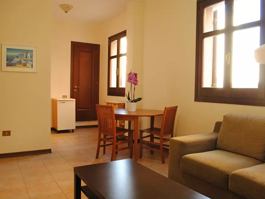 Immagine 4 di Appartamento in affitto  in Via Tigellio a Cagliari