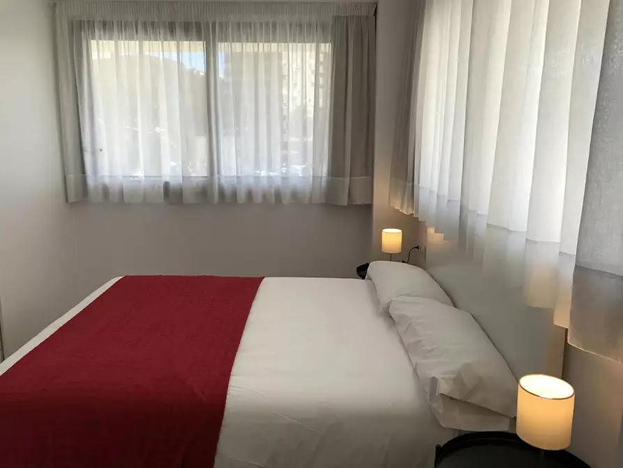 Immagine 4 di Appartamento in affitto  in Avinguda del Primat Reig a Valencia