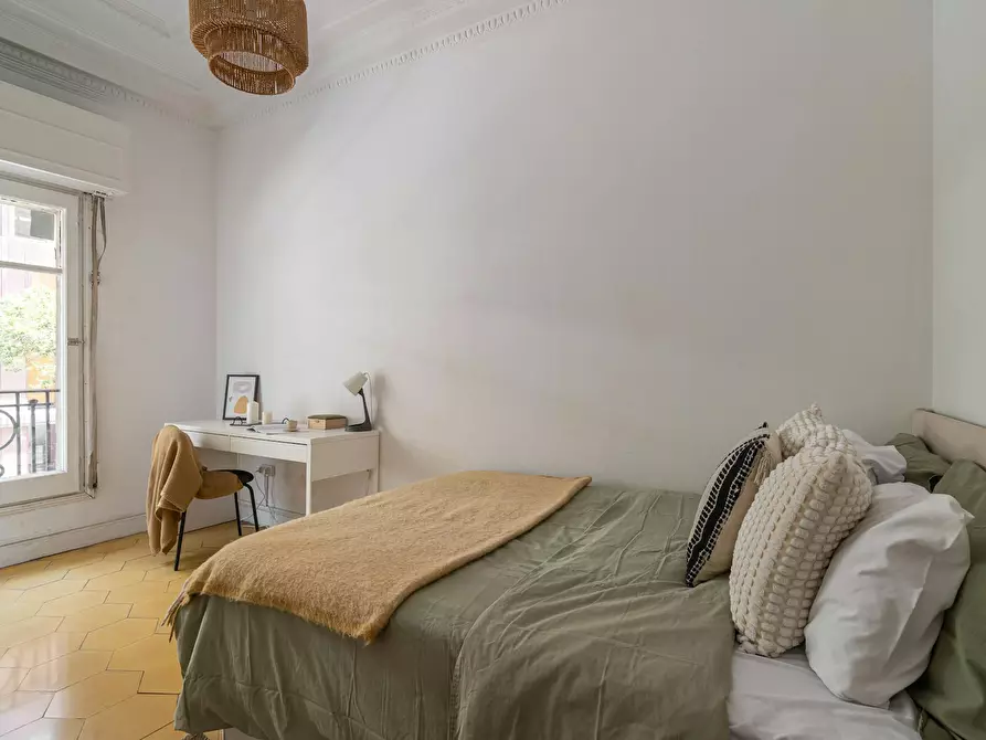 Immagine 1 di Camera in affitto  in Carrer de Muntaner a Barcelona