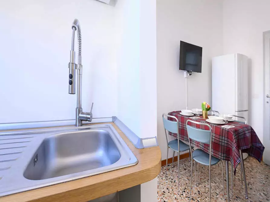 Immagine 10 di Camera in affitto  in Via Giovanni Battista Soresina a Milano