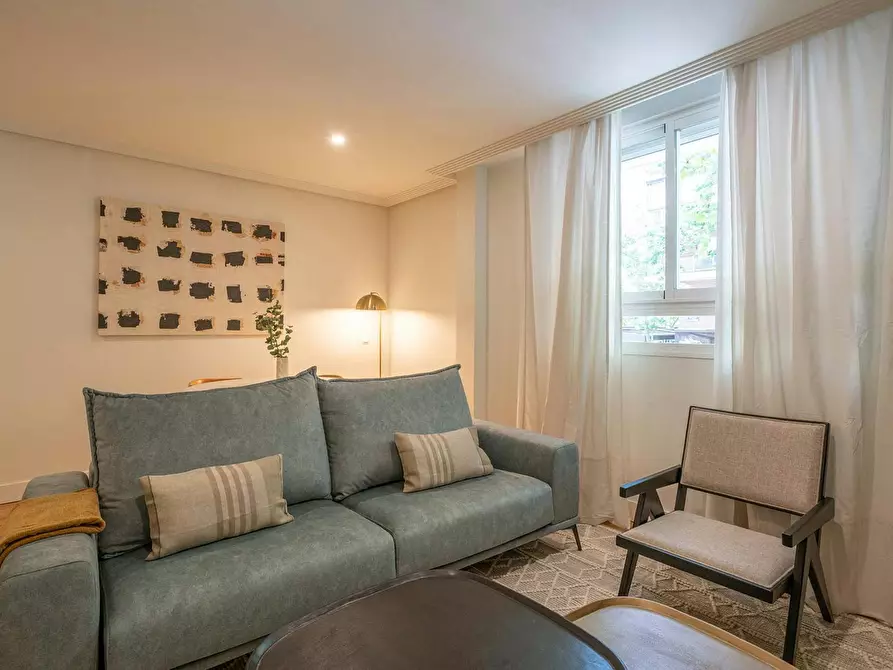 Immagine 5 di Appartamento in affitto  in Calle del Doctor Fleming a Madrid